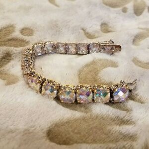 Crystal Bracelet ~ Gorgeous Aurora Borealis Colors